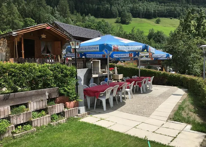 Haus Muehlebach Hotel 2*