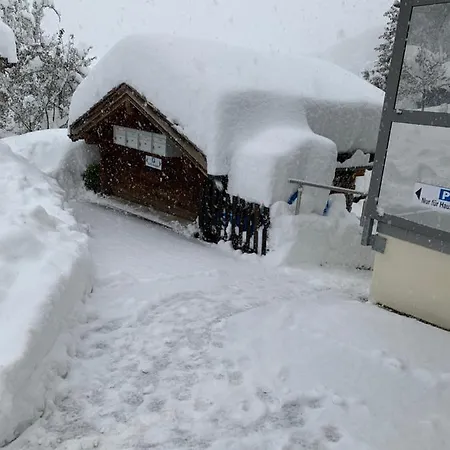 Hotel Haus Mühlebach 2*