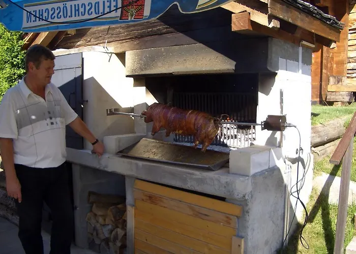 Hotel Haus Muehlebach 2*